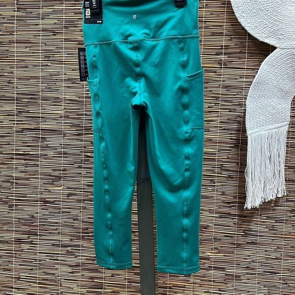 ID Ideology Women S Compression High Rise Side Pocket Cropped Leggings Green Siz - Picture 3 of 3